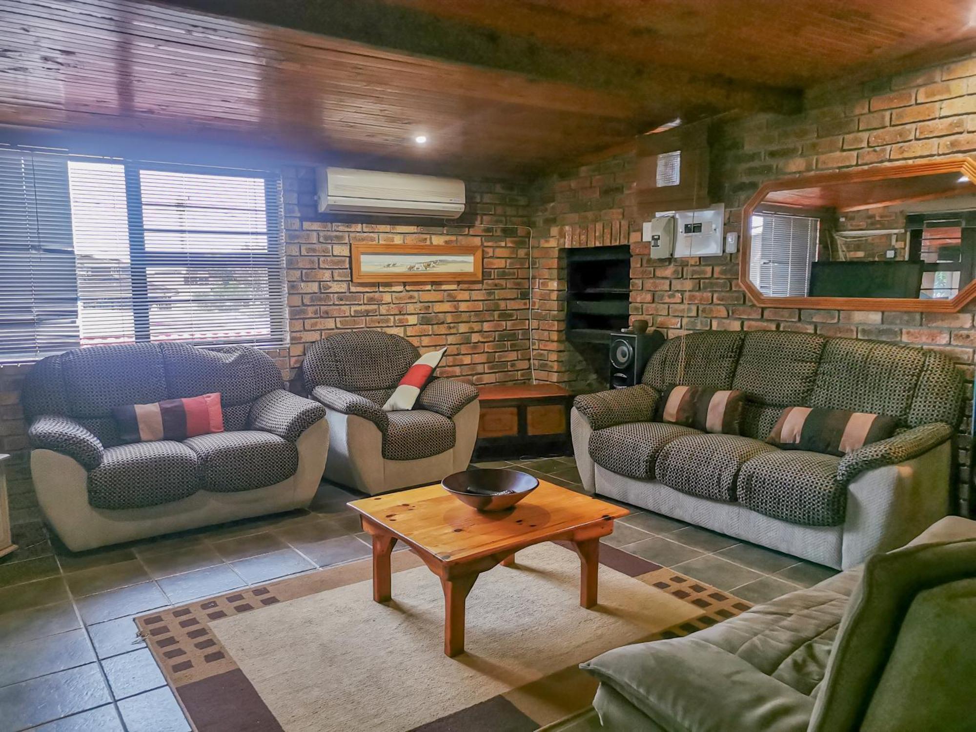 Seaviews Holiday Resort Jeffreys Bay Exterior photo