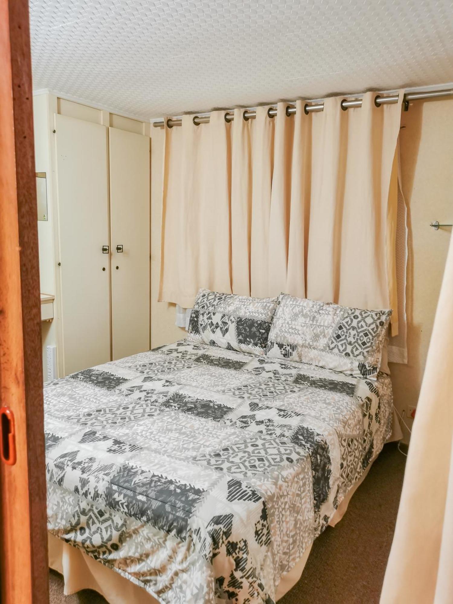 Seaviews Holiday Resort Jeffreys Bay Exterior photo